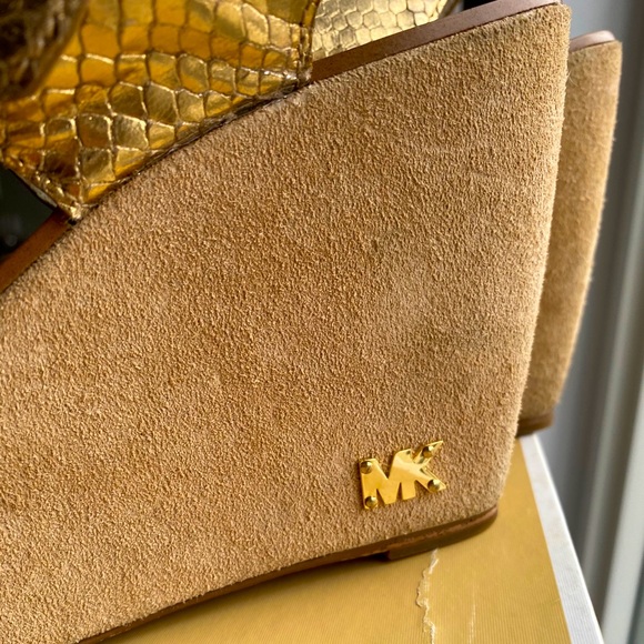 Michael Kors Gold Wedged Heels - Picture 4 of 9